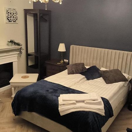 Luxury Airport Retreat Appartement Cluj-Napoca Buitenkant foto